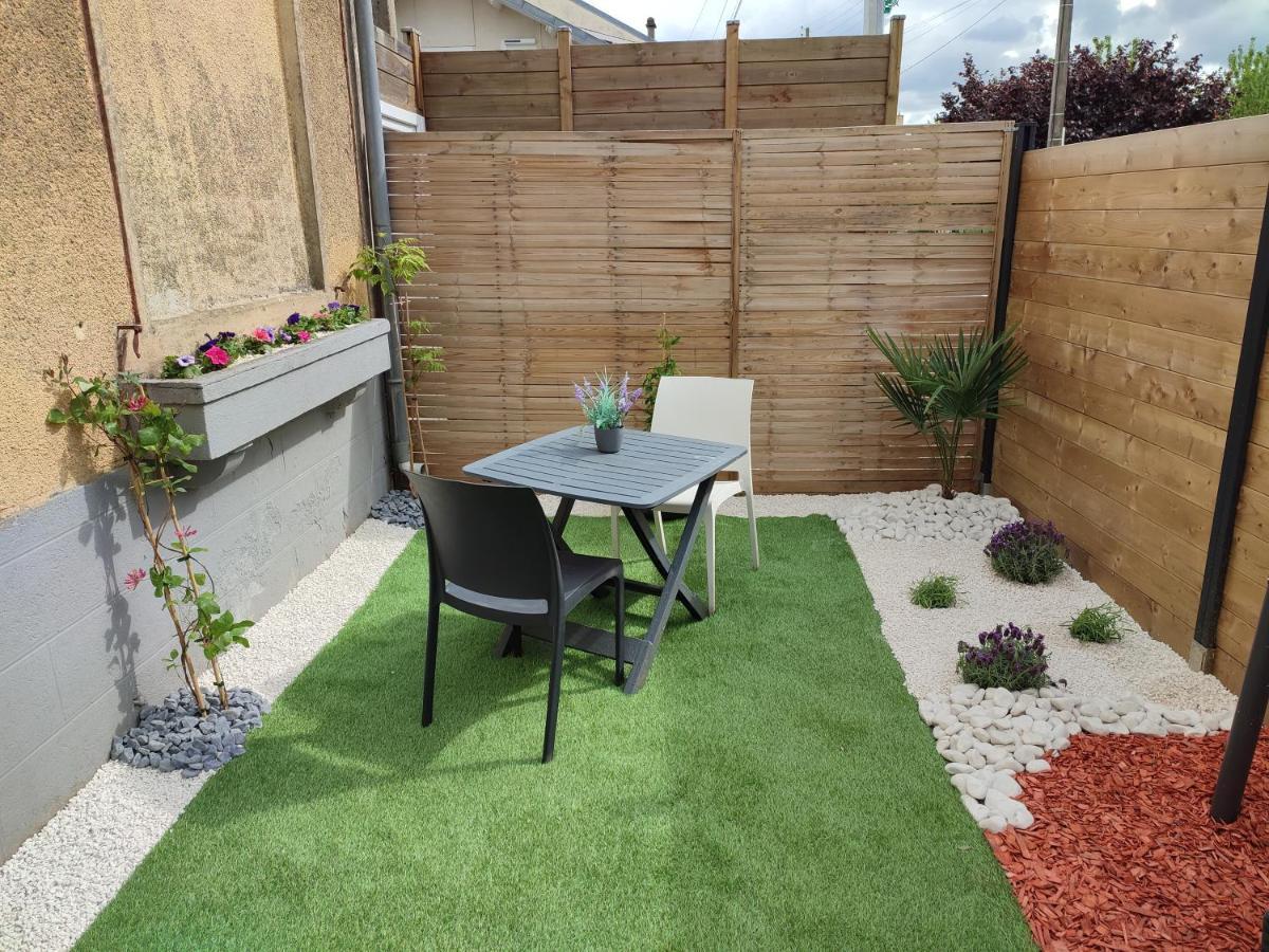 Appartement Neuf Avec Jardin Privatif Perigueux Exterior photo